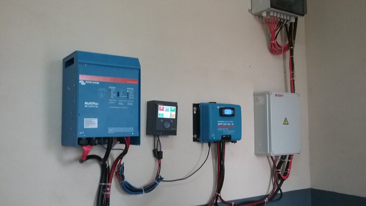 Victron Quattro 5,000 Watt 48V Inverter & 70 Amp Battry Charger 230VAC